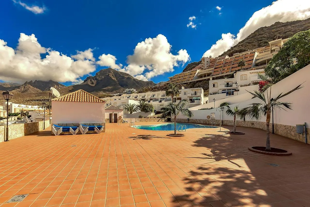 Spacious 2 Bedroom Apartment Tenerife South Costa Adeje  0*, Costa Adeje (Tenerife) Spagna
