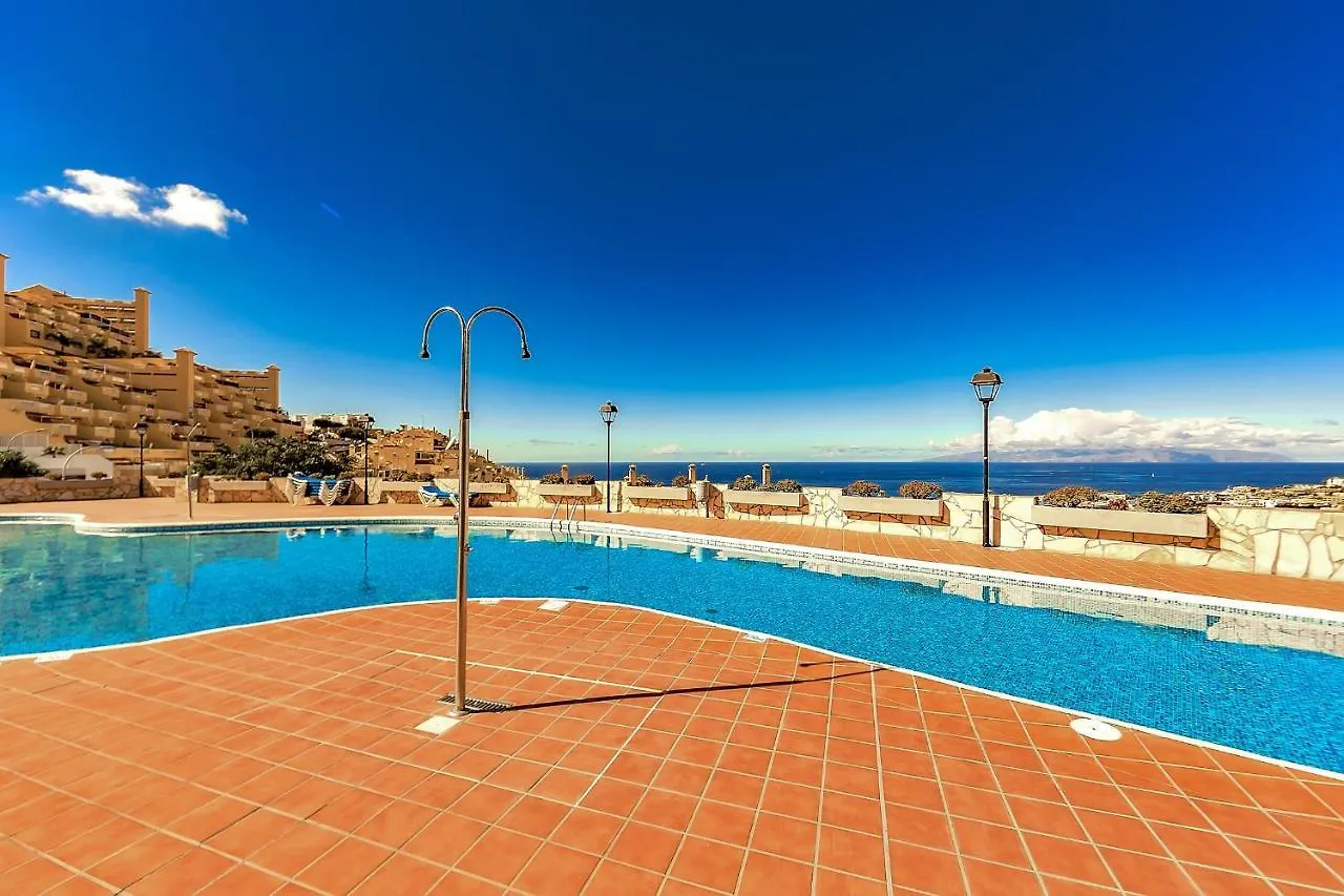 Spacious 2 Bedroom Apartment Tenerife South Costa Adeje