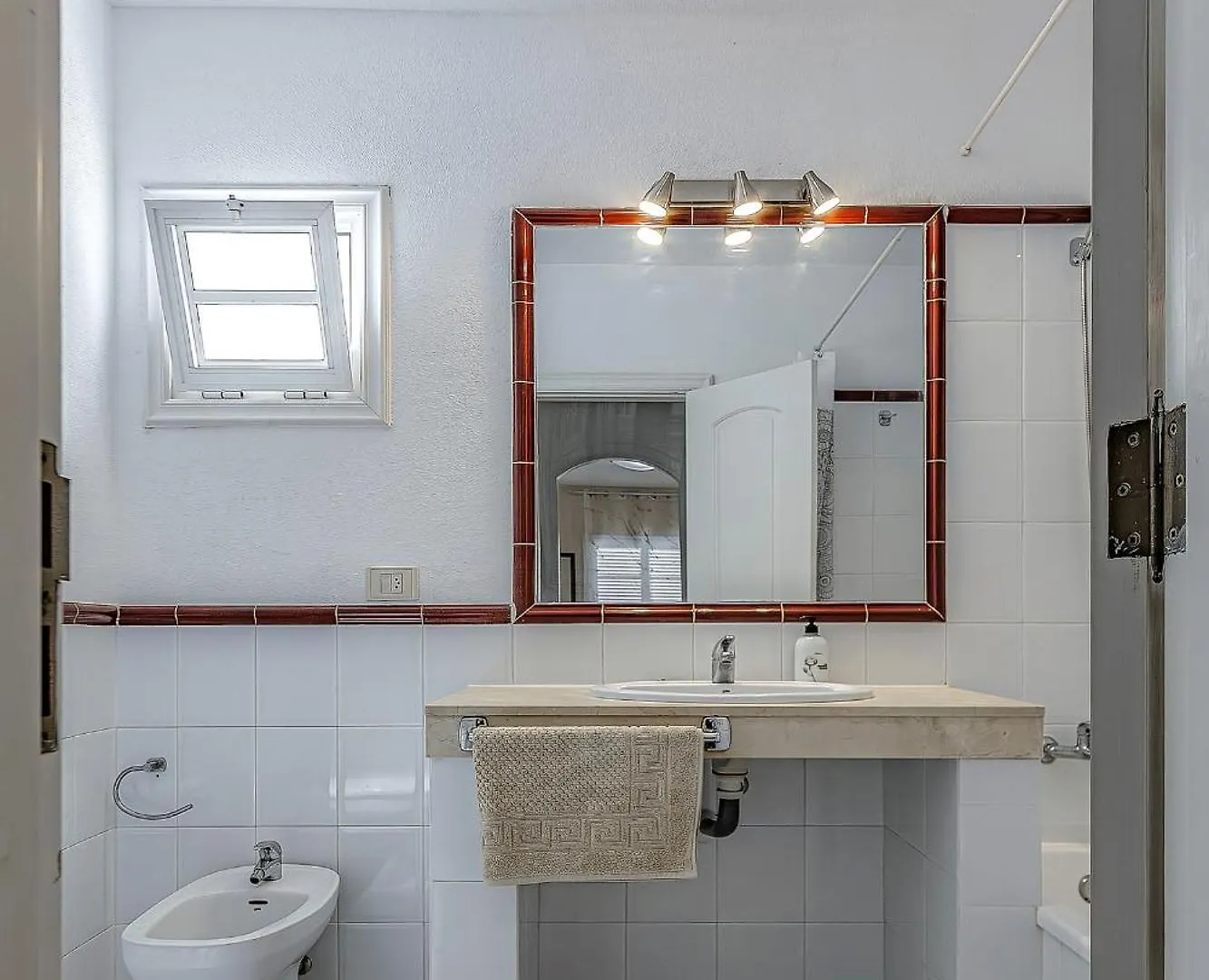 Spacious 2 Bedroom Apartment Tenerife South Costa Adeje